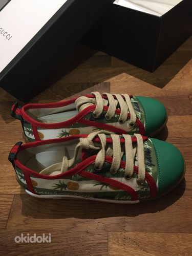 Кроссовки GUCCI, размер 28