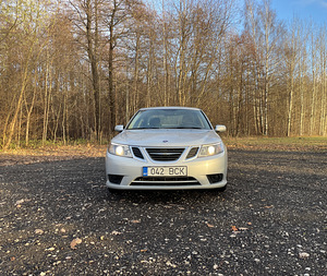 Saab 9-3 2.0T 154kw Facelift (6 foto / 10)
