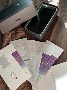 iPhone 8 64gb (черный) (1 фото из 3)