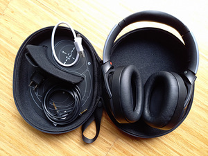 Sony WH-1000XM2 (1 foto / 1)
