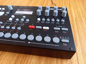 Elektron analog rytm mk1 (2 foto / 9)