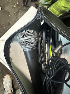 SHURE SM58 Mikrofon (1 foto / 2)