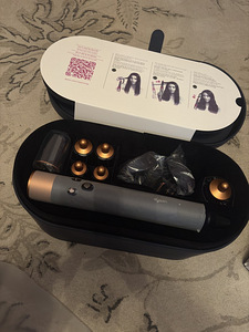 Dyson airwrap complete (1 foto / 5)
