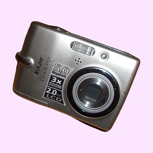 Kaamera Nikon L10 (1 foto / 2)
