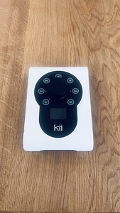 Kii Sevens + Kii Control + настенные адаптеры для крепления (4 фото из 5)