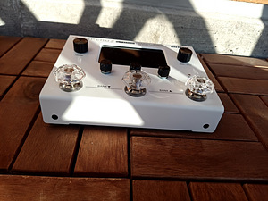 Kitarriprotsessor Hotone Ampero II Stomp (MP-300) (2 foto / 5)