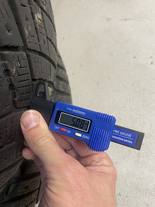 Talverehvid 4tk Goodyear Ultra Grip Ice Artic 205/60R16 (5 foto / 7)