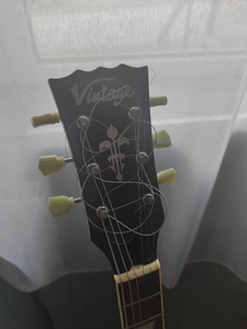 Vintage V-100 Les Paul (2 foto / 3)