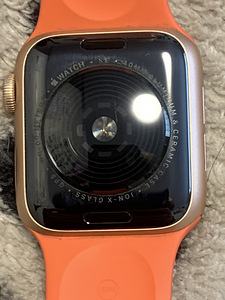 Apple watch se 40mm (2 фото из 3)