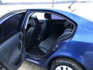 Skoda Octavia Manuaal 1,2l 77kw bens.2010a. (8 foto / 12)
