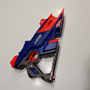 Автомобиль Nerf Nitro (1 фото из 2)