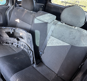 OPEL COMBO, 1,7D 74 KWT, VARUOSAD (5 foto / 8)
