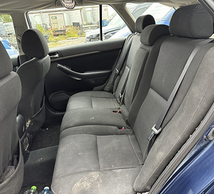 TOYOTA AVENSIS 1,8 BENSIIN, VARUOSAD (7 foto / 10)