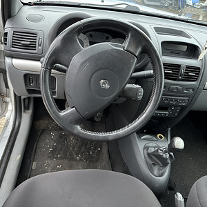 RENAULT THALIA 1,2 BENS 55KWT, VARUOSAD (5 foto / 9)