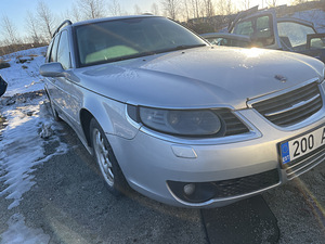 SAAB 9-5 2,3 BENSIIN 191 KWT, VARUOSAD (3 foto / 10)