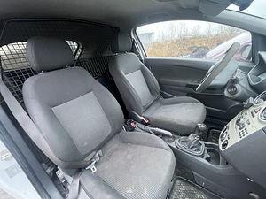 OPEL CORSA 1,3D 55 KWT, VARUOSADEKS (8 foto / 10)