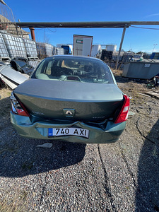 RENAULT THALIA 1,2 BENSIIN, VARUOSAD (10 foto / 10)