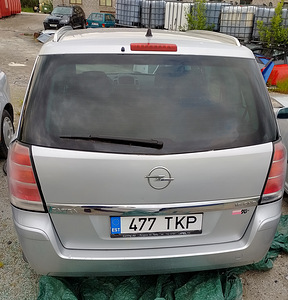 OPEL ZAFIRA 1,6 GAAS 69 KWT, VARUOSAD (4 foto / 8)