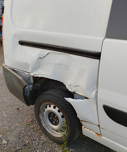 PEUGEOT EXPERT 2015A, 2,0 DIISEL, VARUOSAD (5 foto / 10)