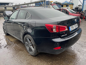 LEXUS IS 220D 130 KWT, VARUOSAD (5 foto / 10)