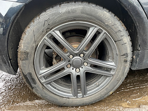 LEXUS IS 220D 130 KWT, VARUOSAD (9 foto / 10)