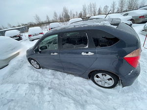 Honda FRV FR-V 1,8 bens, VARUOSAD (3 foto / 10)