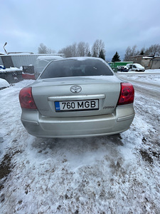 TOYOTA AVENSIS 1,8 BENS VARUOSAD (5 foto / 10)