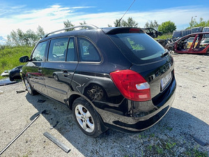 SKODA FABIA 2008 1.6 BENS, AUTOMAAT, VARUOSAD (5 foto / 9)