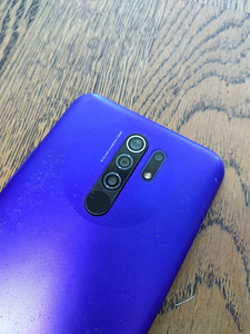 Xiaomi Redmi 9 (3 фото из 4)