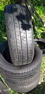 215/60R17 GoodYear (1 foto / 1)