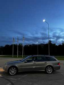 Mercedes benz e220 facelift (5 foto / 9)