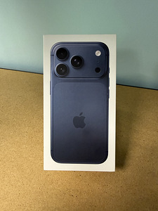 iPhone 17 Pro Max, 512GB, Deep Blue (1 foto / 2)