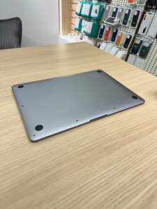 Apple Macbook Air 2018 13" 8GB/128GB - Space Grey (Grade A) (3 foto / 5)