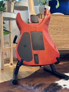 Jackson Pro Series DK2S Dinky 2007 Sustainiac (8 foto / 10)