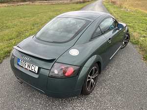 Audi TT 1.8 turbo kupee (14 foto / 14)