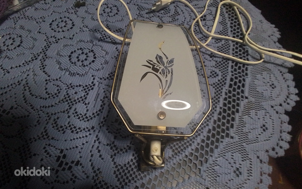 Valge keraamiline plaat 15x15,akna katte seina lamp
