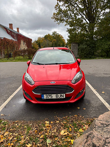 Продается Ford Fiesta 2013 (1 фото из 5)