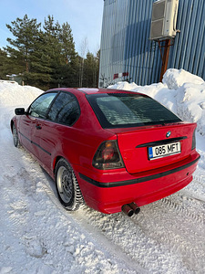 BMW 316 1.8 85kW (1 foto / 4)