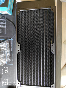 XSPC TX240 radiaator (2 foto / 4)
