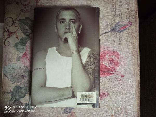 Биография Eminem,книга на английском языке. (фото #2)