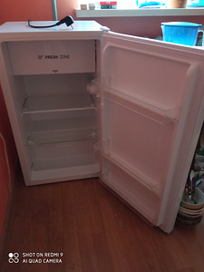Холодильник Hisense. (2 фото из 4)