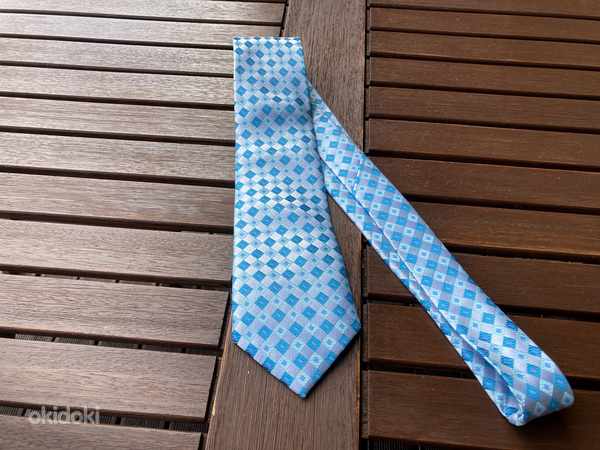Lips, mansetinööbid, rinnarätik / taskurätik - kokku 21€ (foto #7)