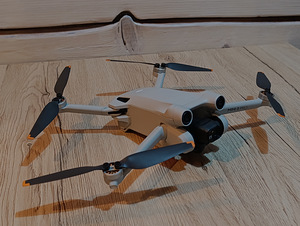 DJI Mini 3 Pro Fly More Combo (2 фото из 5)