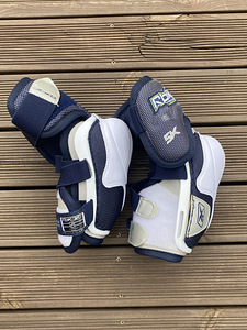 Reebok Jofa küünarnukikaitsmed | suurus 4 (160-180cm) (3 foto / 3)