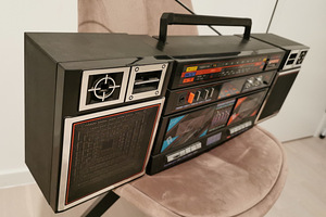 Retro raadio boombox (4 foto / 5)