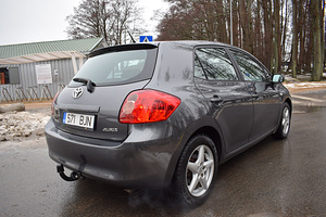 Autorent Toyota Auris (3 foto / 10)