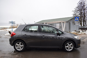 Autorent Toyota Auris (6 foto / 10)