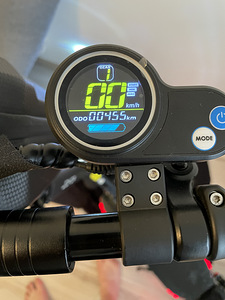 Самокат Joyor Y10 100 km (5 фото из 5)