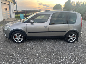 Skoda Roomster (1 foto / 11)