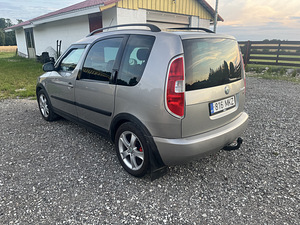 Skoda Roomster (3 foto / 11)